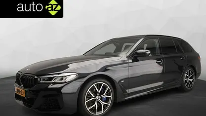Zwart Occasion 2020 BMW 540 M Sport Stationwagen | € 39.900 (Eerlijke prijs)
