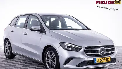 Grijs, metallic lak Occasion 2020 Mercedes B160 Advantage MPV | € 21.999 (Eerlijke prijs)