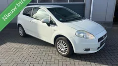 Wit Gebruikt 2009 Fiat Grande Punto Active Hatchback | € 1.999 (Eerlijke prijs)