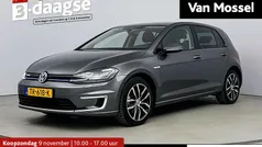 Grijs, metallic lak Gebruikt 2018 VW e-Golf Pro Hatchback | € 12.900 (Eerlijke prijs)
