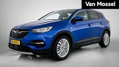 Blauw Gebruikt 2018 Opel Grandland X Innovation SUV | € 17.845 (Eerlijke prijs)