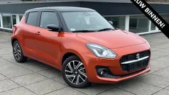 Oranje Gebruikt 2021 Suzuki Swift Style Hatchback | € 20.950 (Eerlijke prijs)