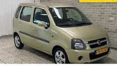 Gebruikt 2004 Opel Agila Hatchback | € 1.750 (Eerlijke prijs)