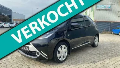 Occasion Toyota Aygo X-play 69 PK (50 kW) 2016 Hatchback