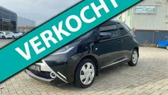Zwart Gebruikt 2016 Toyota Aygo X-play Hatchback | € 6.999 (Goede deal)