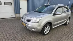 Grijs Gebruikt 2009 Renault Koleos Dynamique SUV | € 1.950 (Eerlijke prijs)