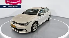 Gebruikt 2023 VW Golf VIII Life Stationwagen | € 23.740 (Eerlijke prijs)