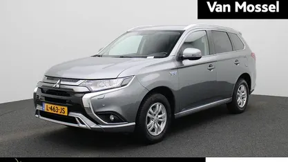 Gebruikt 2021 Mitsubishi Outlander P-HEV SUV | € 19.900 (Super prijs)