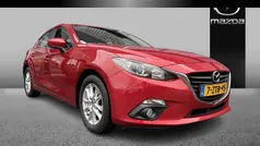 Rood Gebruikt 2015 Mazda 3 Sky Hatchback | € 12.395 (Eerlijke prijs)