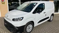 Wit Nieuw 2025 Toyota Proace Comfort Van | € 25.400 (Super prijs)