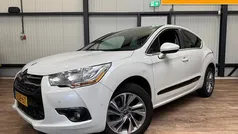 Wit (metallic) Gebruikt 2014 Citroën DS4 Business Class Hatchback | € 6.990 (Eerlijke prijs)