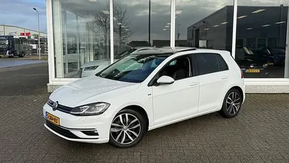 Occasion 2019 VW Golf VII Highline Hatchback | € 16.950 (Goede deal)