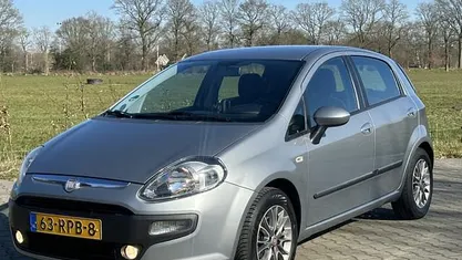 Gebruikt 2011 Fiat Punto Evo Hatchback | € 2.950 (Eerlijke prijs)