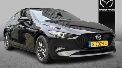 Jet black Gebruikt 2023 Mazda 3 Luxury Hatchback | € 22.395 (Goede deal)