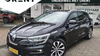 Occasion Renault Mégane GrandTour Intens 140 PK (102 kW) 2022 Zwart (metallic) Stationwagen