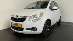 Wit Gebruikt 2012 Opel Agila Edition Hatchback | € 3.449 (Eerlijke prijs)