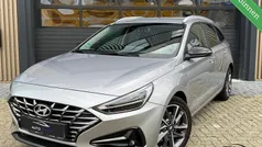 Grijs Gebruikt 2022 Hyundai i30 Premium Stationwagen | € 19.895 (Super prijs)