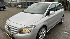 Grijs Gebruikt 2012 Mercedes B180 Ambition MPV | € 12.645 (Eerlijke prijs)