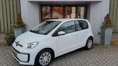 Gebruikt 2020 VW up! Move Hatchback | € 10.745 (Eerlijke prijs)