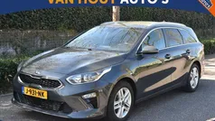 Grijs, metallic lak Gebruikt 2020 Kia Ceed Sportswagon Stationwagen | € 18.450 (Eerlijke prijs)