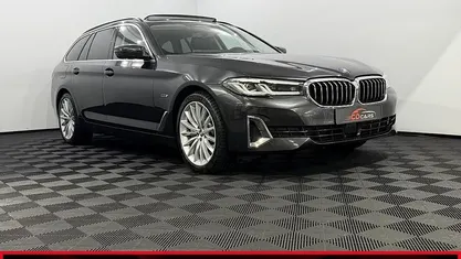 Occasion 2024 BMW 530e Stationwagen | € 39.950 (Super prijs)