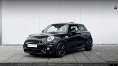 Midnight black Gebruikt 2019 Mini Cooper S Hatchback | € 26.900 (Eerlijke prijs)