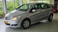 Grijs Gebruikt 2010 Mercedes B170 MPV | € 4.250 (Goede deal)