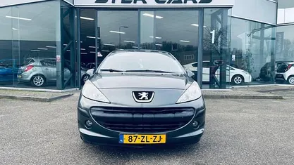 Grijs Occasion 2007 Peugeot 207 Hatchback | € 1.650 (Eerlijke prijs)