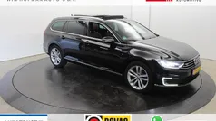 Zwart Gebruikt 2018 VW Passat Pro Stationwagen | € 19.940 (Eerlijke prijs)