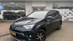 Gebruikt 2018 Toyota RAV4 Hybrid Style SUV | € 18.900 (Eerlijke prijs)