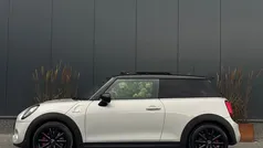 Gebruikt 2020 Mini Cooper S Pepper Hatchback | € 25.795 (Eerlijke prijs)