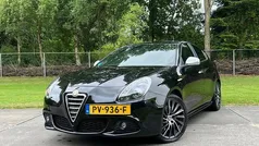 Zwart Gebruikt 2010 Alfa Romeo Giulietta Quadrifoglio Verde Hatchback | € 8.950 (Eerlijke prijs)