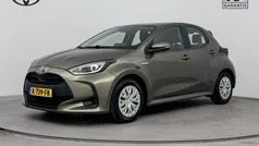 Gebruikt 2020 Toyota Yaris Hybrid Active Hatchback | € 18.445 (Eerlijke prijs)