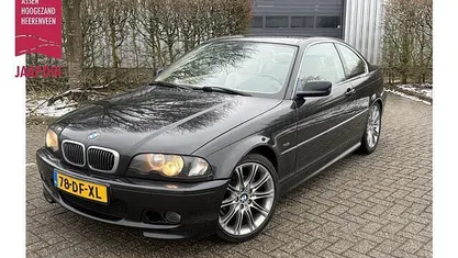Zwart Occasion 1999 BMW 320 Executive Coupé | € 5.899 (Eerlijke prijs)