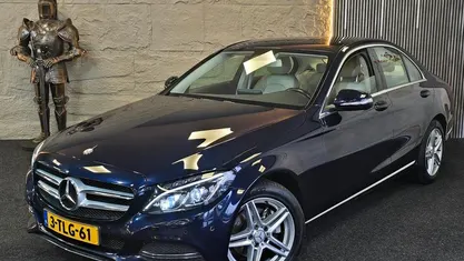 Blauw Gebruikt 2014 Mercedes C220 Prestige Sedan | € 16.799 (Eerlijke prijs)
