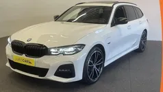 Gebruikt 2022 BMW 320 Shadowline Stationwagen | € 32.890 (Eerlijke prijs)