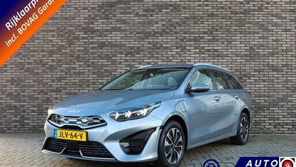Occasion Kia Ceed 140 PK (102 kW) 2022 Grijs Hatchback