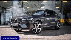 Grijs Gebruikt 2022 Volvo XC60 R-Design SUV | € 50.395 (Eerlijke prijs)