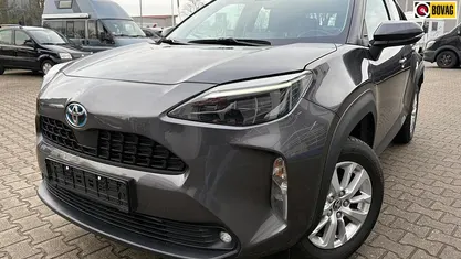 Grijs (metallic) Occasion 2022 Toyota Yaris Cross Active SUV | € 24.950 (Eerlijke prijs)