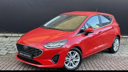 Rood Occasion 2022 Ford Fiesta Titanium X Hatchback | € 16.745 (Eerlijke prijs)