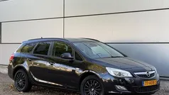 Gebruikt 2011 Opel Astra Edition Stationwagen | € 2.950 (Eerlijke prijs)