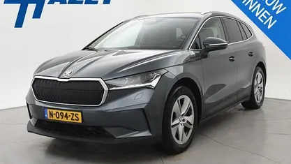 Grijs Gebruikt 2021 Skoda Enyaq iV SUV | € 23.950 (Eerlijke prijs)