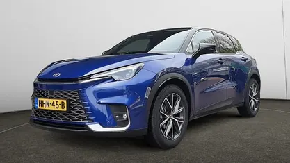 Occasion 2025 Lexus LBX SUV | € 42.950 (Eerlijke prijs)