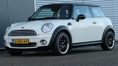 Wit Gebruikt 2006 Mini Cooper Hatchback | € 3.940 (Eerlijke prijs)