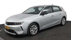Gebruikt 2022 Opel Astra Edition Hatchback | € 17.945 (Eerlijke prijs)