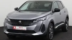 Grijs Gebruikt 2024 Peugeot 3008 Allure Coupé | € 24.995 (Eerlijke prijs)
