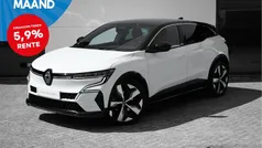 Licht wit met zwart dak metallic Gebruikt 2023 Renault Mégane Equilibre Hatchback | € 24.400 (Goede deal)