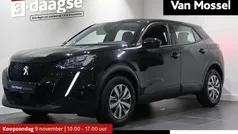 Zwart Gebruikt 2022 Peugeot 2008 Active SUV | € 17.940 (Goede deal)