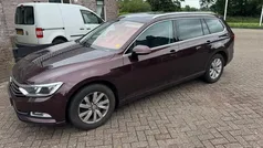Rood Gebruikt 2017 VW Passat Stationwagen | € 9.950 (Eerlijke prijs)