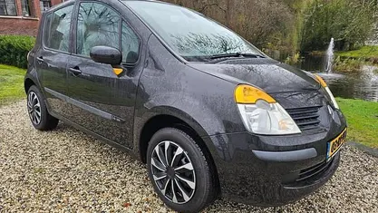 Occasion Renault Modus Authentique 98 PK (72 kW) 2005 Zwart MPV